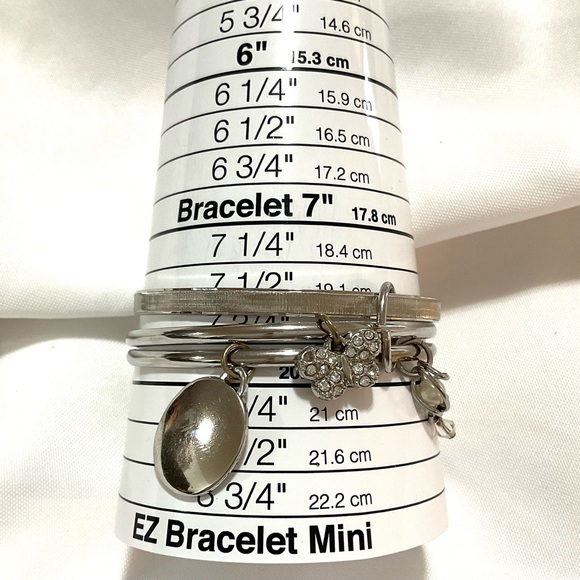 3 Piece Mom Bangle Charm Bracelet Lot - Picture 6 of 10